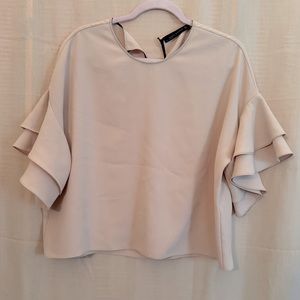 Zara Flounce Sleeve top